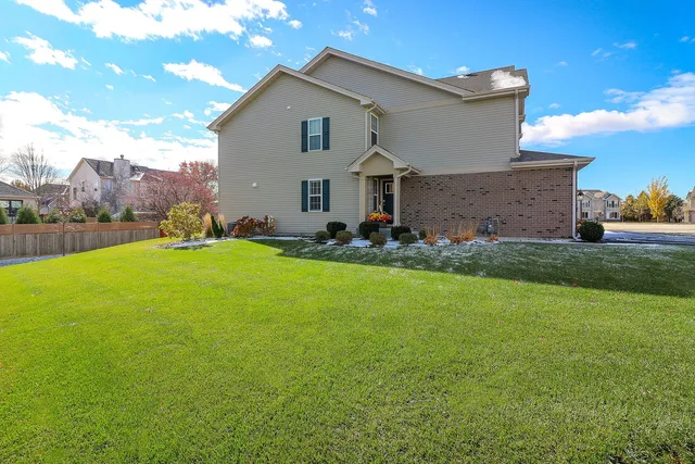 $449,000 | 2084 Canyon Creek Court, Aurora, IL 60503