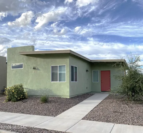 $1,950 | 3026 North Dasylirion Drive, Tucson, AZ 85745