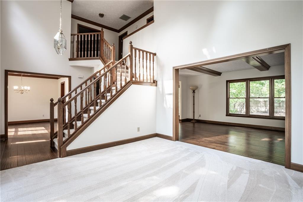 14378 Oak Ridge Court Carmel, IN 46032 - Photo 4 of 35 Gallery Image 4