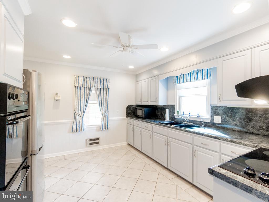 137 Red Hill Road Orange, VA 22960 - Photo 29 of 105 Kitchen