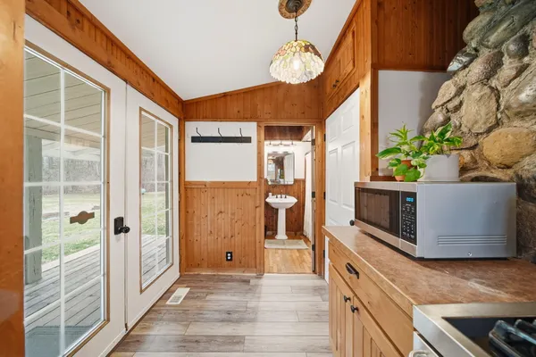 $400,000 | 6830 Paddock Lane, Jackson, MI 49201