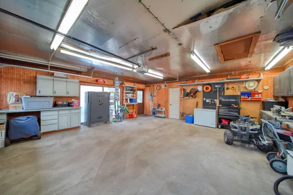 $400,000 | 6830 Paddock Lane, Jackson, MI 49201