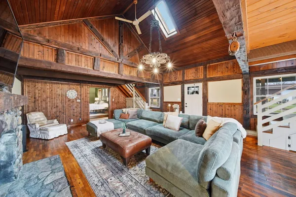 $400,000 | 6830 Paddock Lane, Jackson, MI 49201