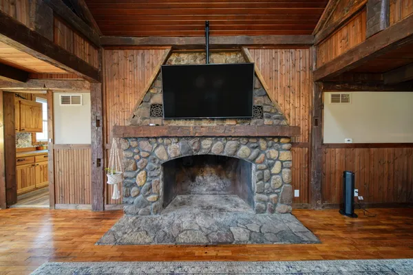 $400,000 | 6830 Paddock Lane, Jackson, MI 49201