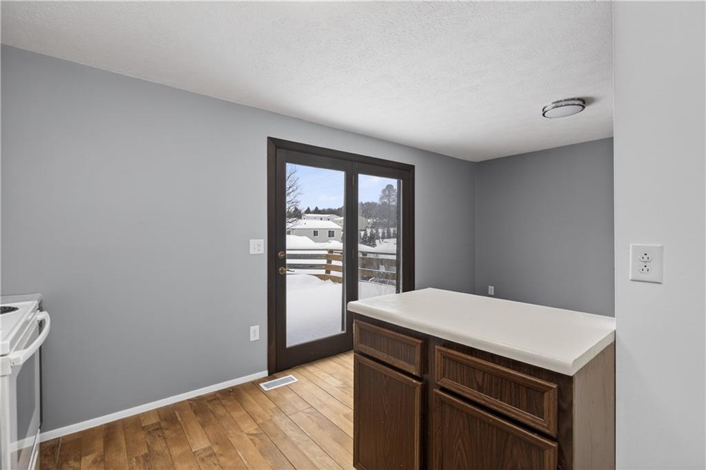 300 Moon Ridge Circle Freedom, PA 15042 - Photo 14 of 37