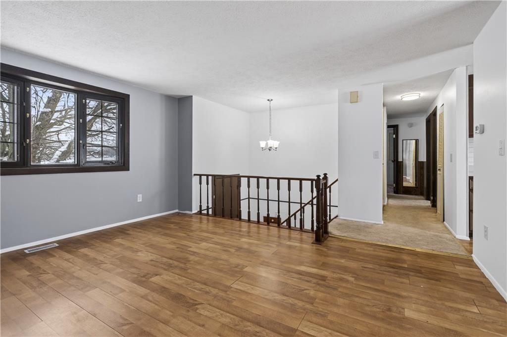 300 Moon Ridge Circle Freedom, PA 15042 - Photo 5 of 37