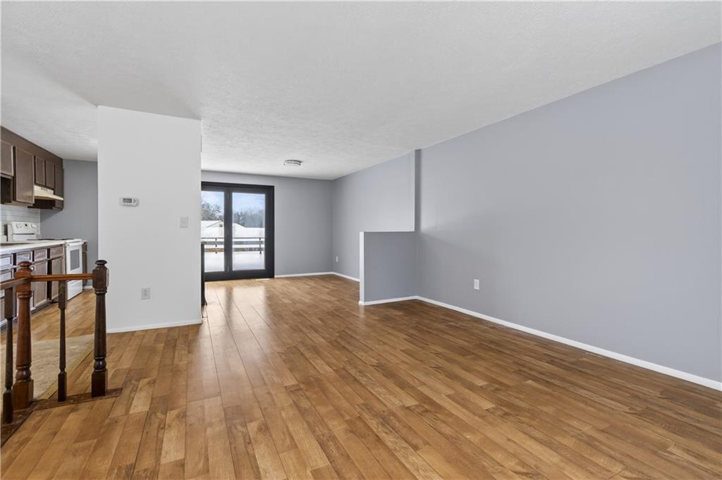 300 Moon Ridge Circle Freedom, PA 15042 - Photo 7 of 37