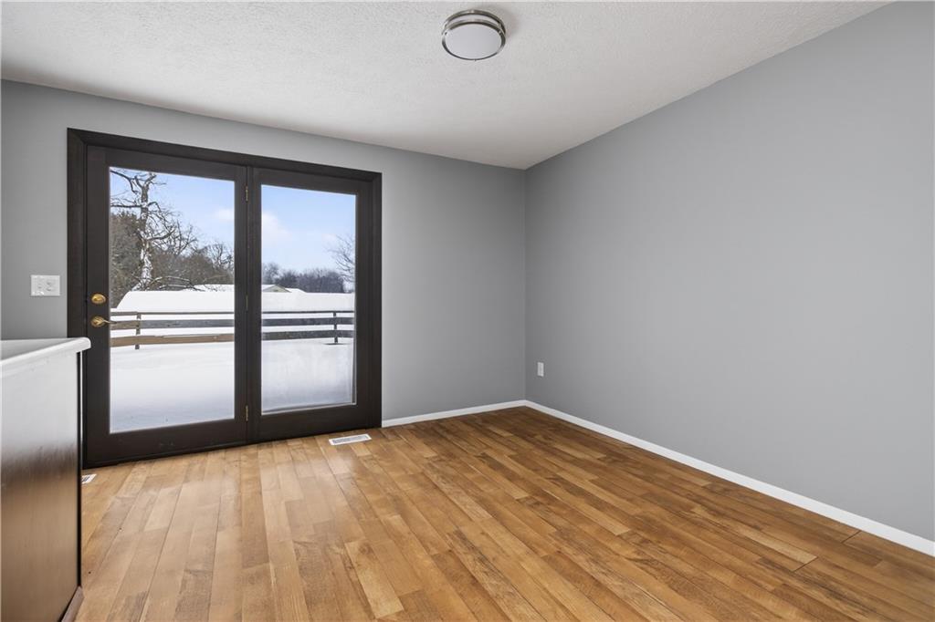 300 Moon Ridge Circle Freedom, PA 15042 - Photo 8 of 37