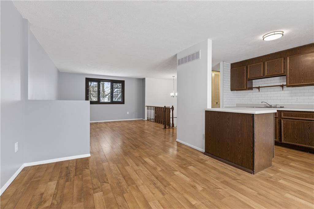 300 Moon Ridge Circle Freedom, PA 15042 - Photo 9 of 37