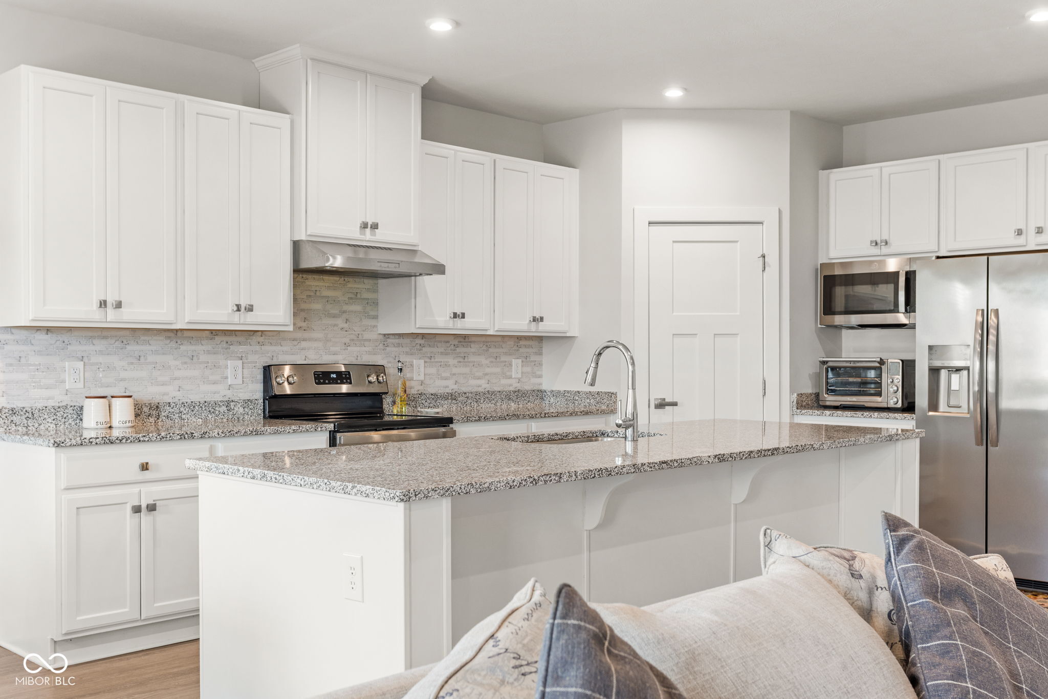 569 Wilson Farm Drive Fortville, IN 46040 - Photo 8 of 30