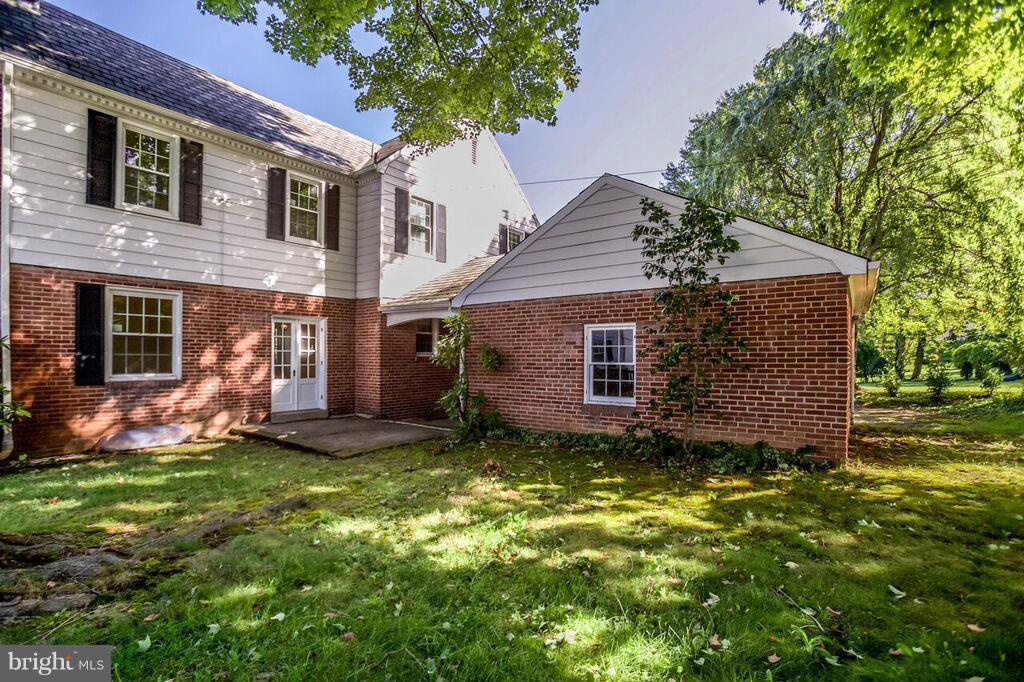 9 Tamworth Road Baltimore, MD 21210 - Photo 3 of 29 Exterior (Rear)