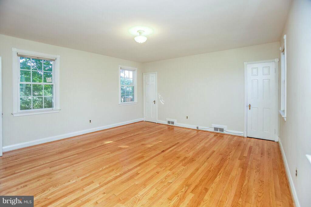 9 Tamworth Road Baltimore, MD 21210 - Photo 27 of 29 Bedroom (Master)