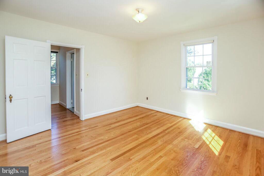 9 Tamworth Road Baltimore, MD 21210 - Photo 28 of 29 Bedroom