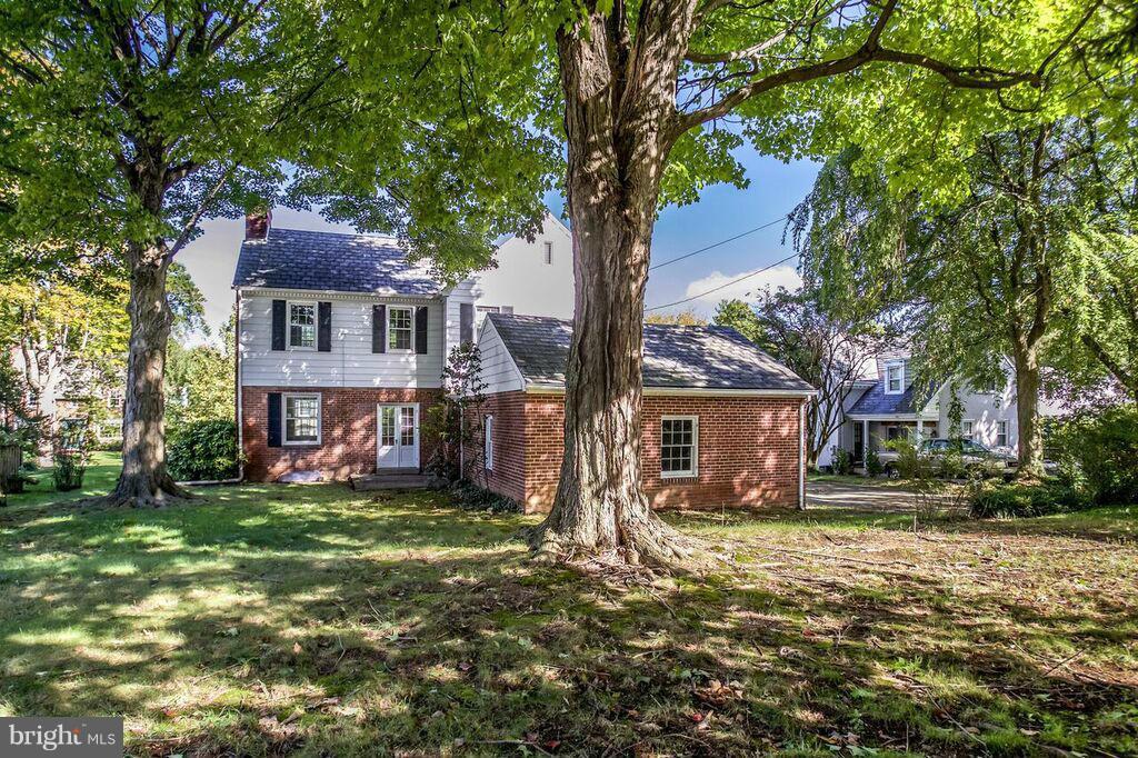 9 Tamworth Road Baltimore, MD 21210 - Photo 5 of 29 Exterior (Rear)