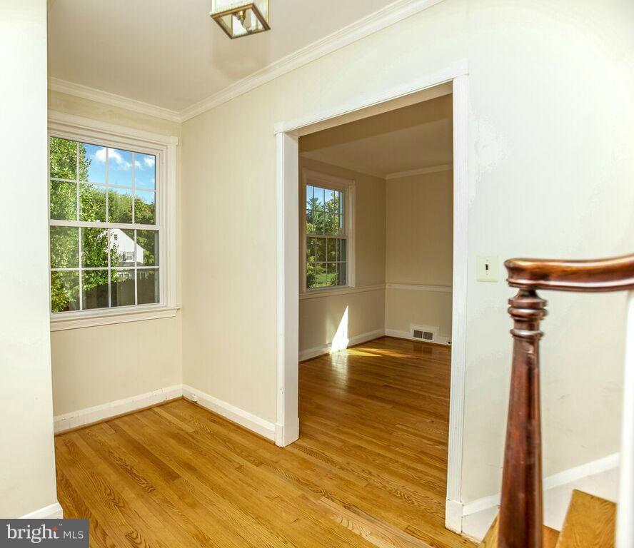 9 Tamworth Road Baltimore, MD 21210 - Photo 10 of 29 Interior (General)