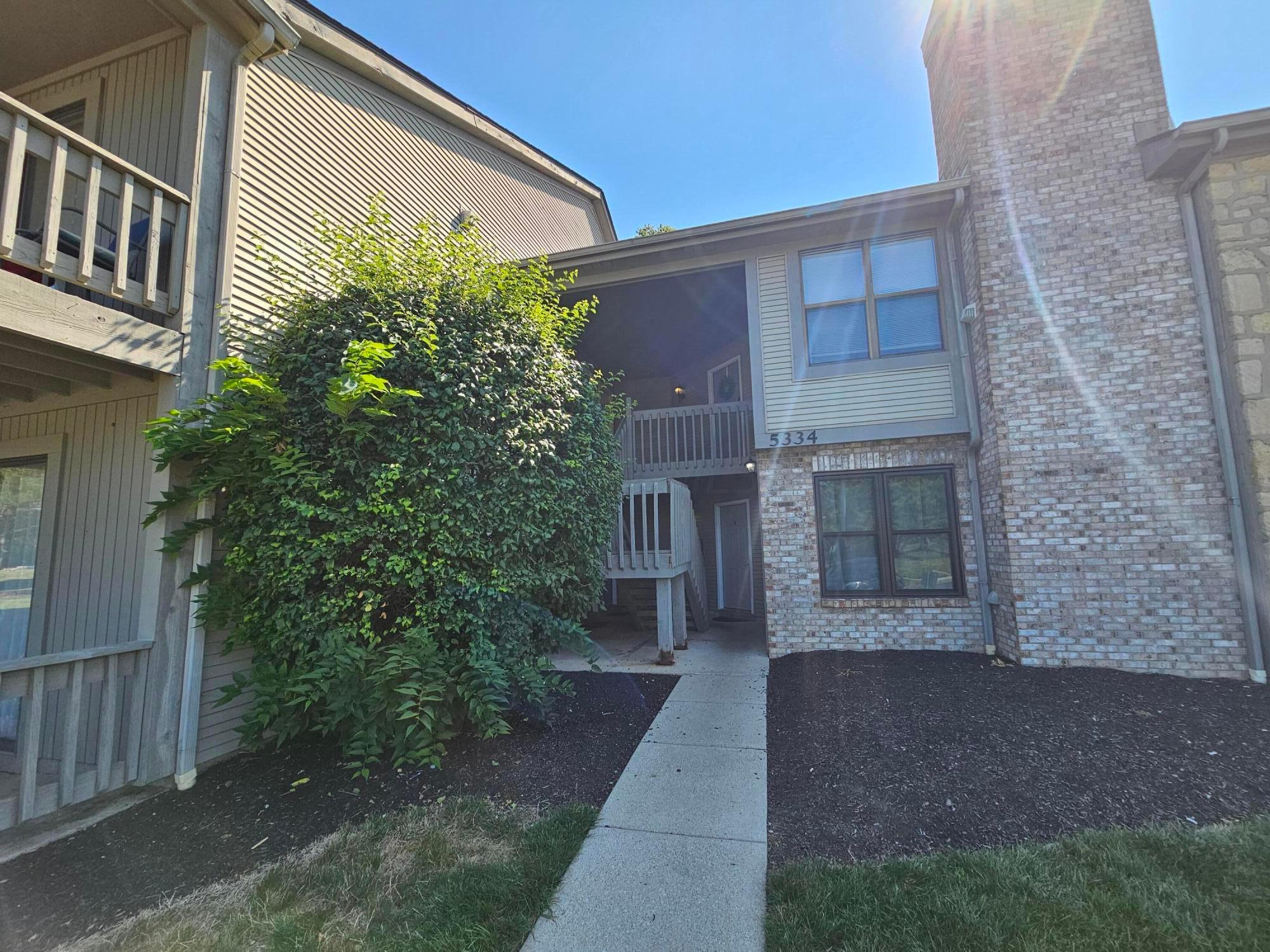 5334 Darlington Road, Unit E Columbus, OH 43220 - Photo 2 of 22 20240814_110055