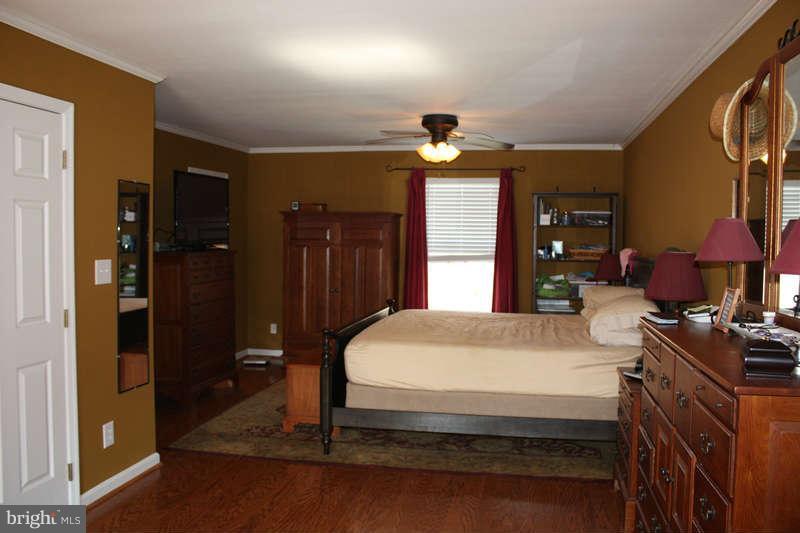 1456 Canterbury Road Front Royal, VA 22630 - Photo 13 of 28 Bath (Master)