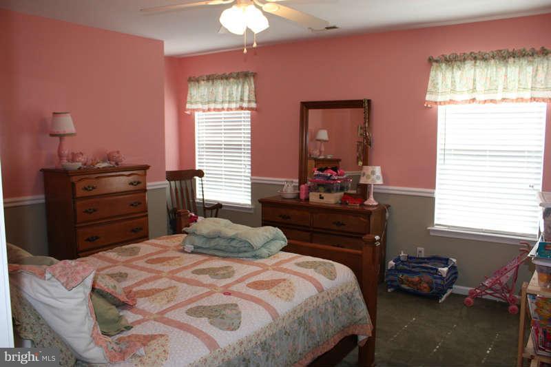 1456 Canterbury Road Front Royal, VA 22630 - Photo 16 of 28 Bedroom