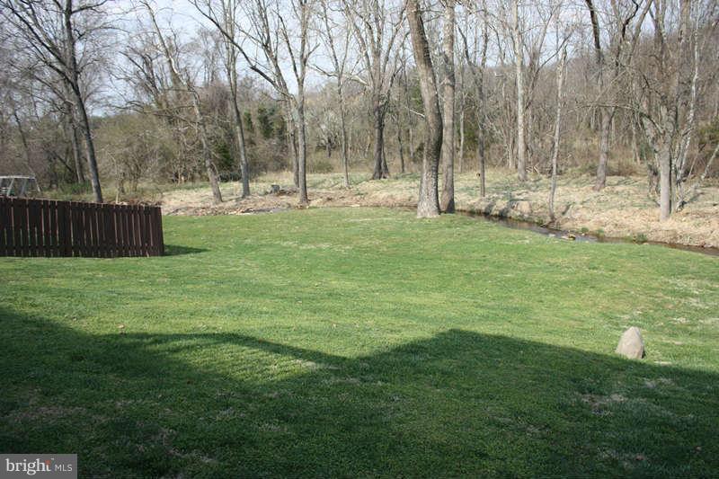 1456 Canterbury Road Front Royal, VA 22630 - Photo 18 of 28 Exterior (Rear)