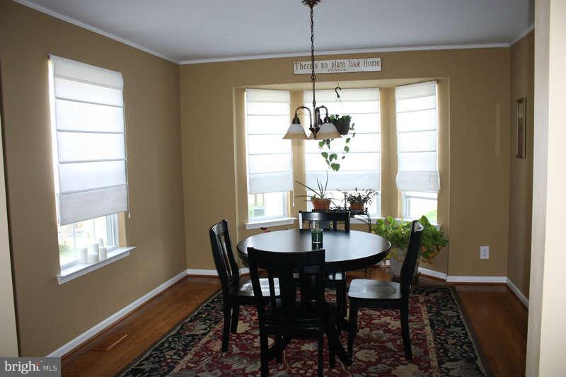 1456 Canterbury Road Front Royal, VA 22630 - Photo 7 of 28 Dining Room