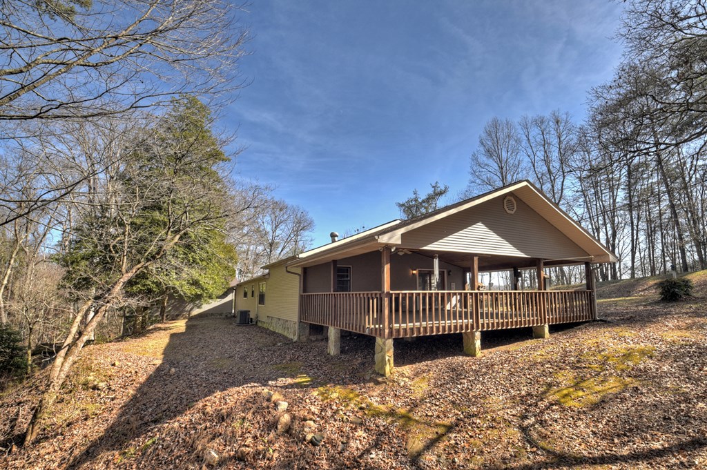 222 Sugar Creek Road Blue Ridge, GA 30513 - Photo 35 of 52 Gallery Image 35