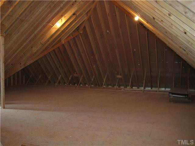 862 Shelley Road Raleigh, NC 27609 - Photo 17 of 25 HUGE UNFINISHED ATTIC SPACE!!!
