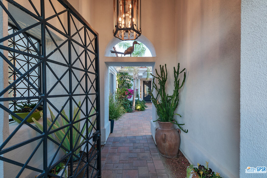 53 Vista Encantada Rancho Mirage, CA 92270 - Photo 3 of 33 a view of a entryway