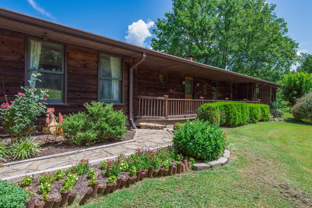 790 High Point Ridge Road Franklin, TN 37069 - Photo 5 of 30 a house view with a garden space