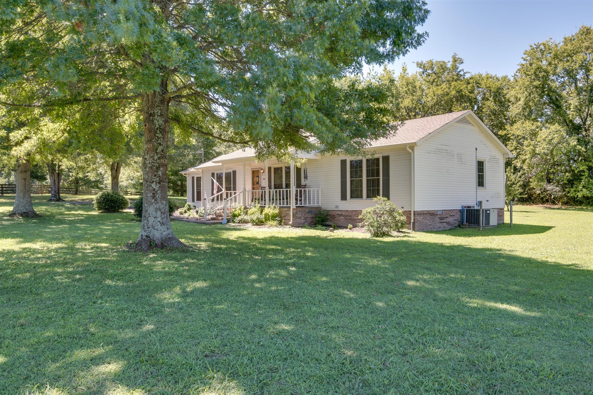 1917 Hunters Run Road Lewisburg, TN 37091 - Photo 19 of 25 Gallery Image 19