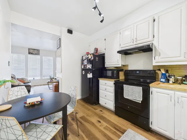 $1,370 | 2529 Rio Grande Street, Unit 24, Austin, TX 78705