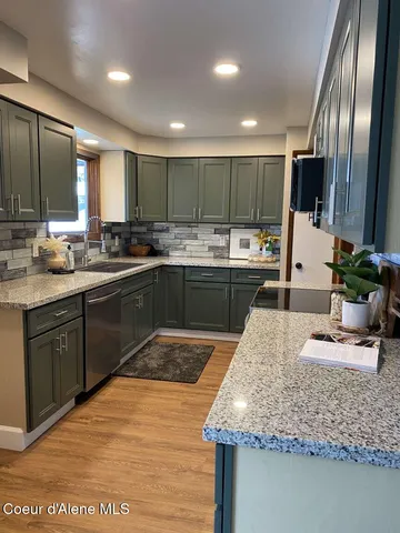 $624,900 | 27603 North Cottonwood Road, Chattaroy, WA 99003