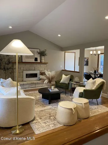 $624,900 | 27603 North Cottonwood Road, Chattaroy, WA 99003