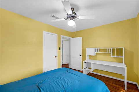 $285,000 | 115 Whiting Avenue, Galveston, TX 77550