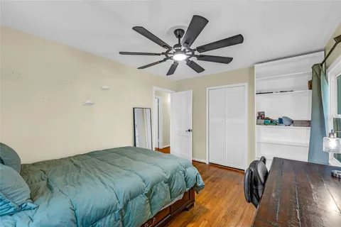 $285,000 | 115 Whiting Avenue, Galveston, TX 77550