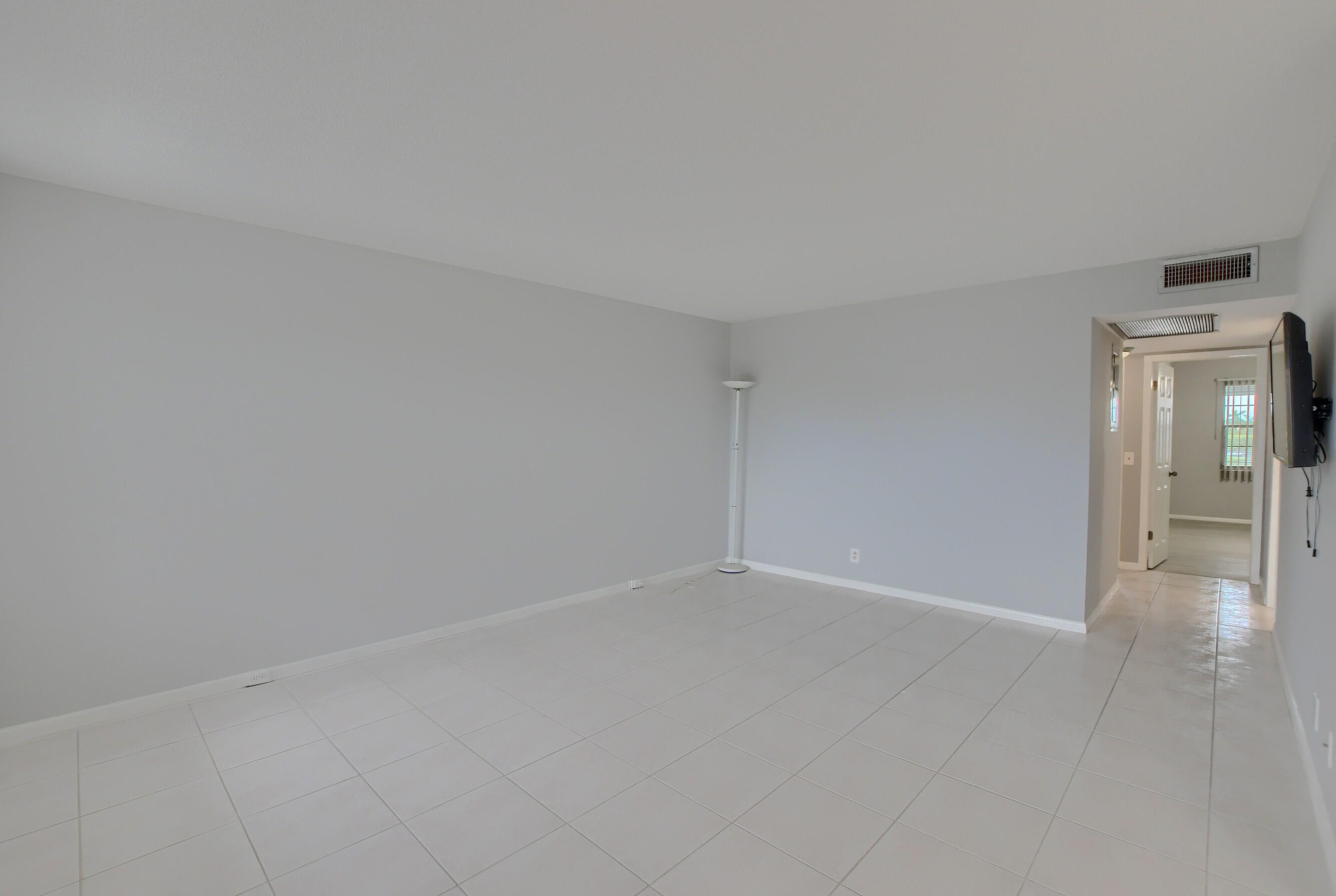 3069 Exeter, Unit 3069 Boca Raton, FL 33434 - Photo 4 of 48 03_ebf_6765-hdr(5)