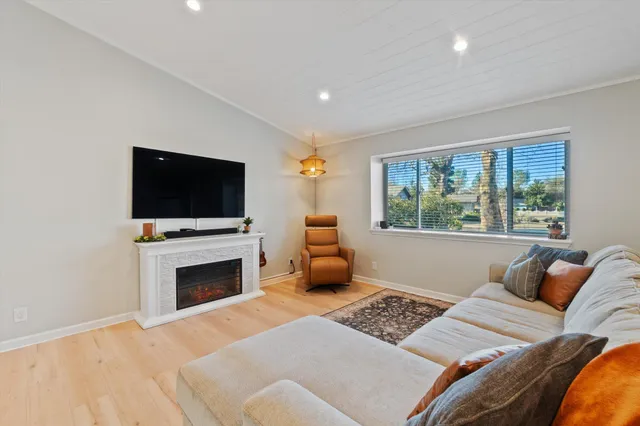 $349,000 | 2295 Chelsa Circle, Redding, CA 96002