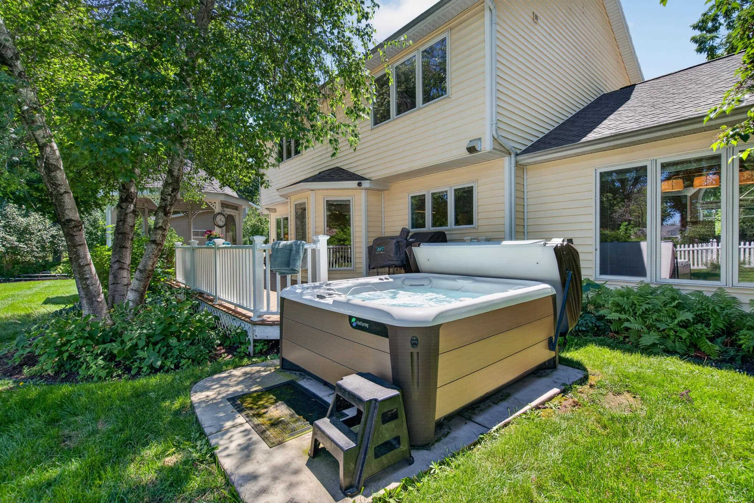 603 Owen Road Monona, WI 53716 - Photo 6 of 48
