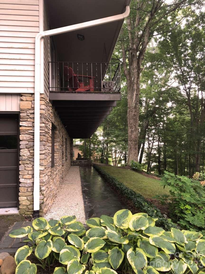 15 Bent Tree Road Asheville, NC 28804 - Photo 4 of 45 Gallery Image 4