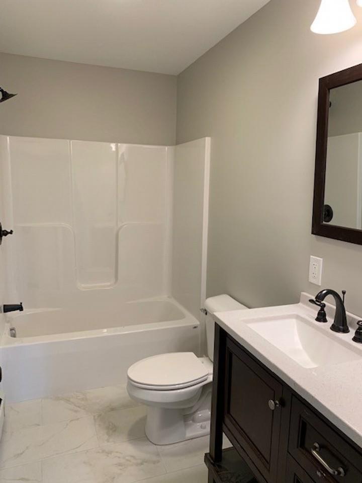 33 Hackmatack Way Gorham, ME 04038 - Photo 10 of 14 McInnis_11301_P10_120243