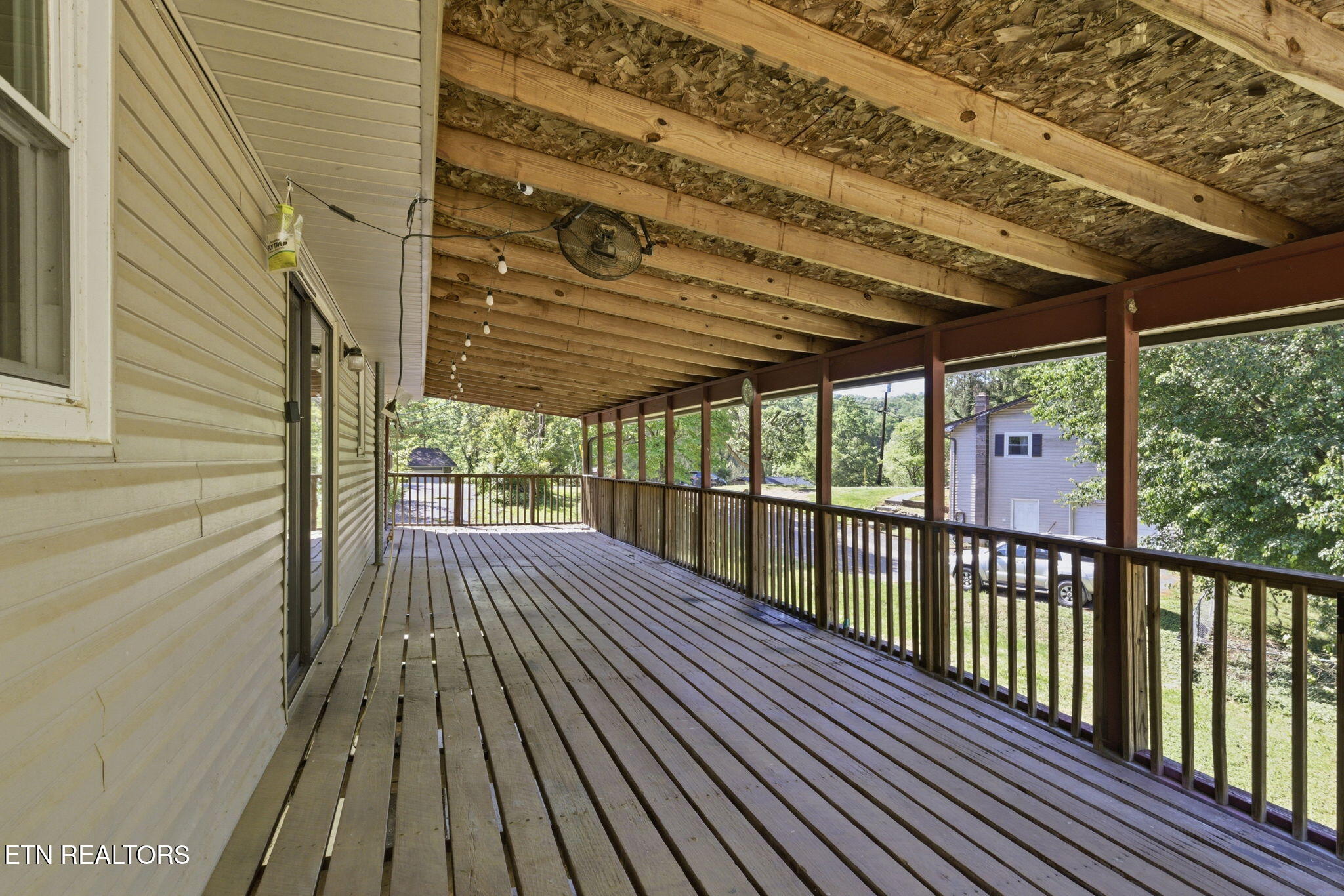 209 White Oak Lane Heiskell, TN 37754 - Photo 27 of 40 27-web-or-mls-IMG_9667