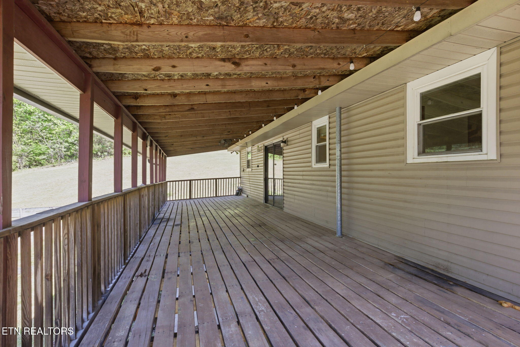 209 White Oak Lane Heiskell, TN 37754 - Photo 28 of 40 28-web-or-mls-IMG_9670