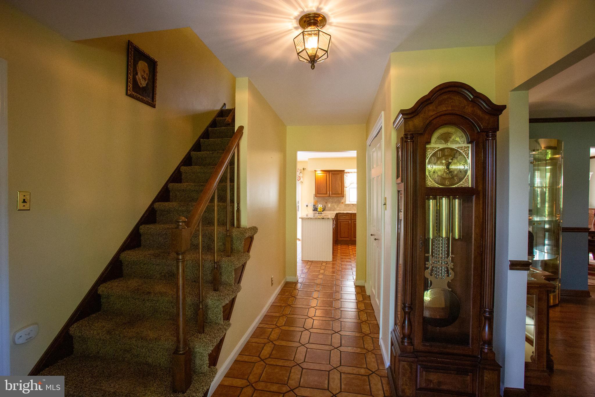 24 Carter Road Thornton, PA 19373 - Photo 6 of 39 Gallery Image 6