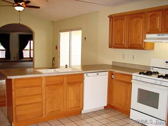7601 Lebanon Road Collinsville, IL 62234 - Photo 4 of 24