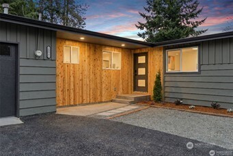 30041 14th Avenue South Federal Way, WA 98003 - Photo 2 of 32