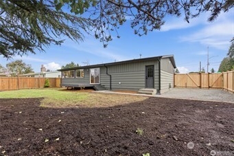 30041 14th Avenue South Federal Way, WA 98003 - Photo 30 of 32