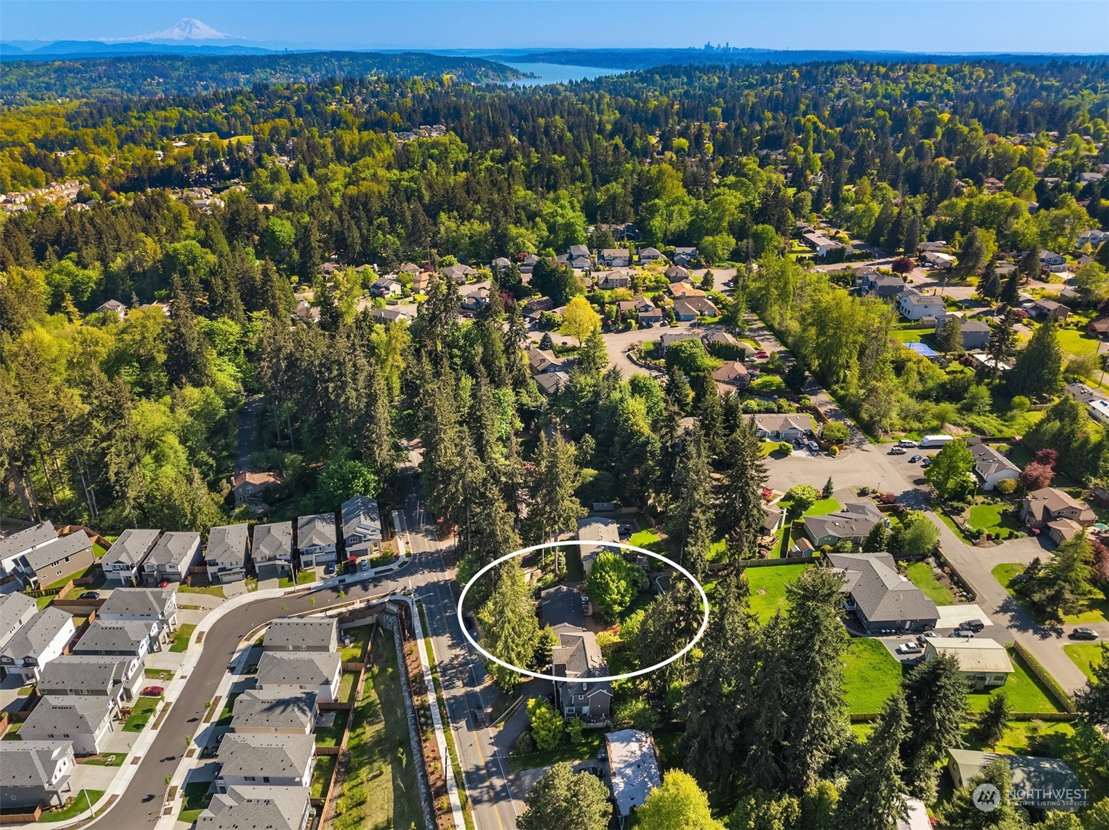 22830 Atlas Road Bothell, WA 98021 - Photo 36 of 40 a view of outdoor space and city view