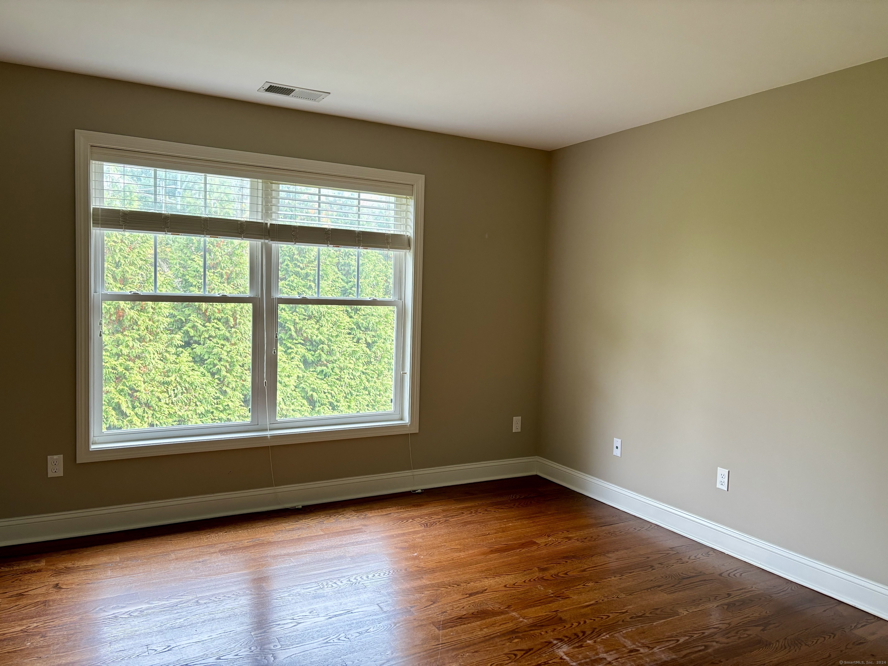 67 West Main Street, Unit 421 Clinton, CT 06413 - Photo 10 of 15