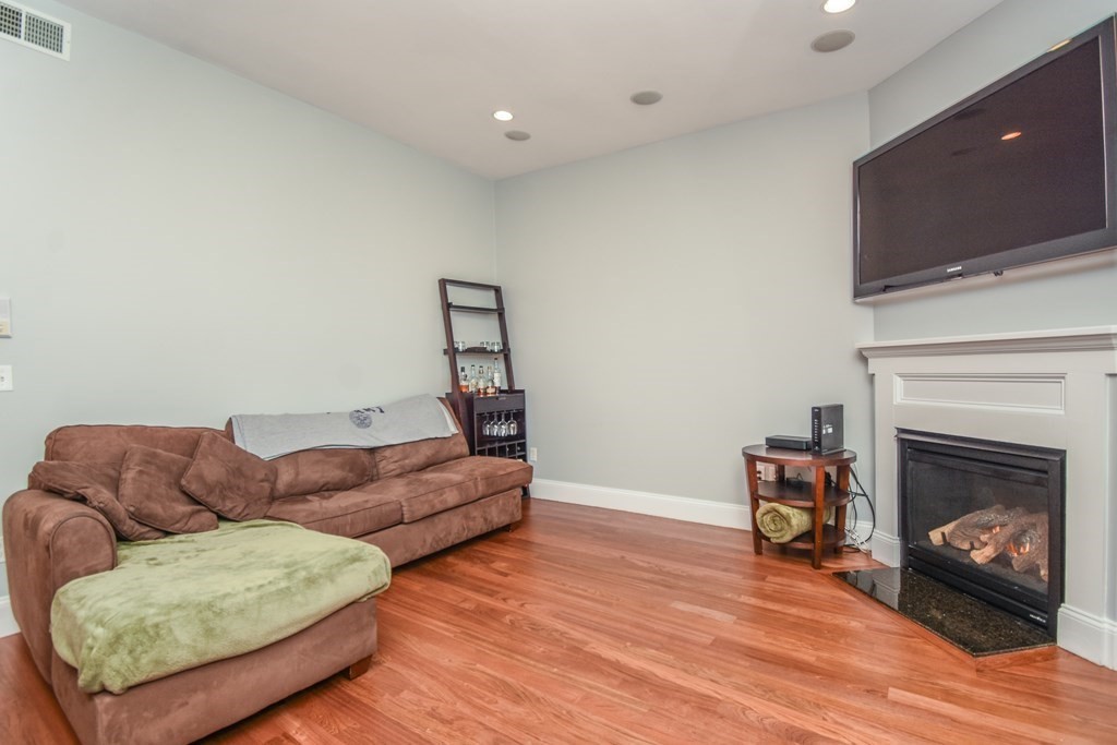69 Gates Street, Unit 3 Boston, MA 02127 - Photo 15 of 36