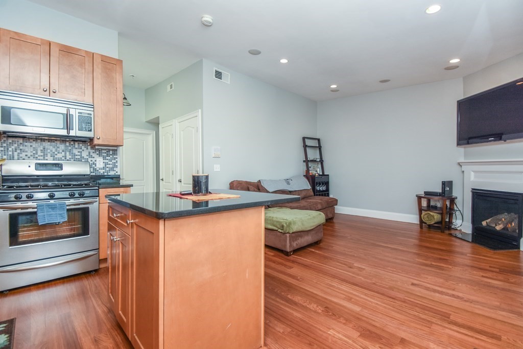 69 Gates Street, Unit 3 Boston, MA 02127 - Photo 7 of 36