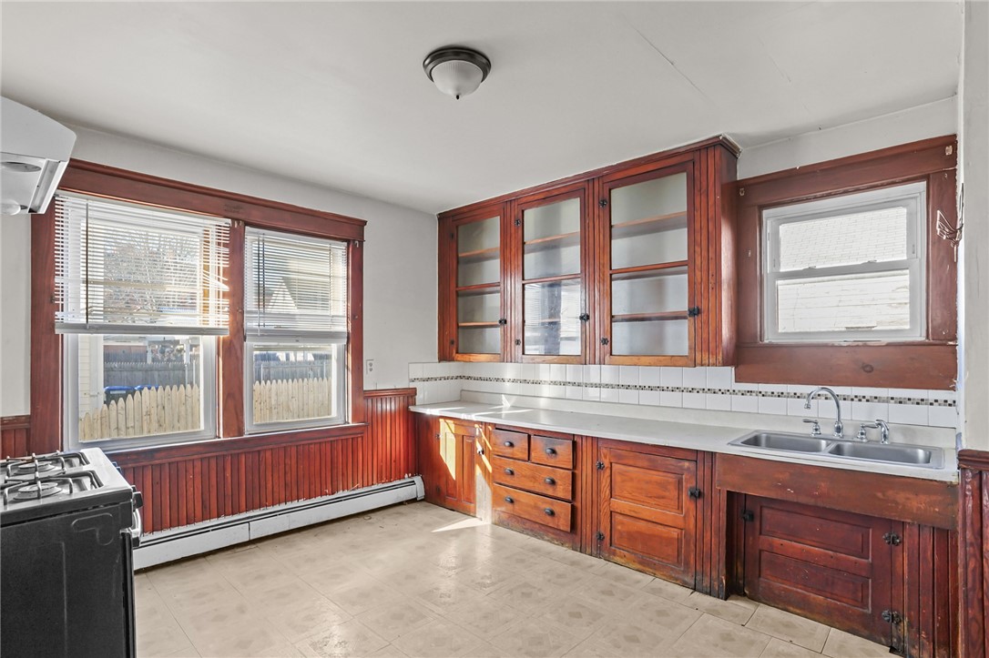 295 Vermont Avenue Providence, RI 02905 - Photo 18 of 26